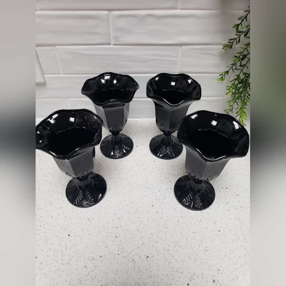 VINTAGE ITALY FIDENZA GLASS